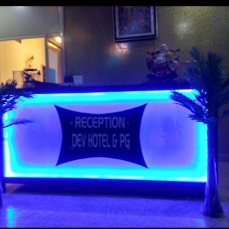 Dev Hotel Pataudi Esterno foto